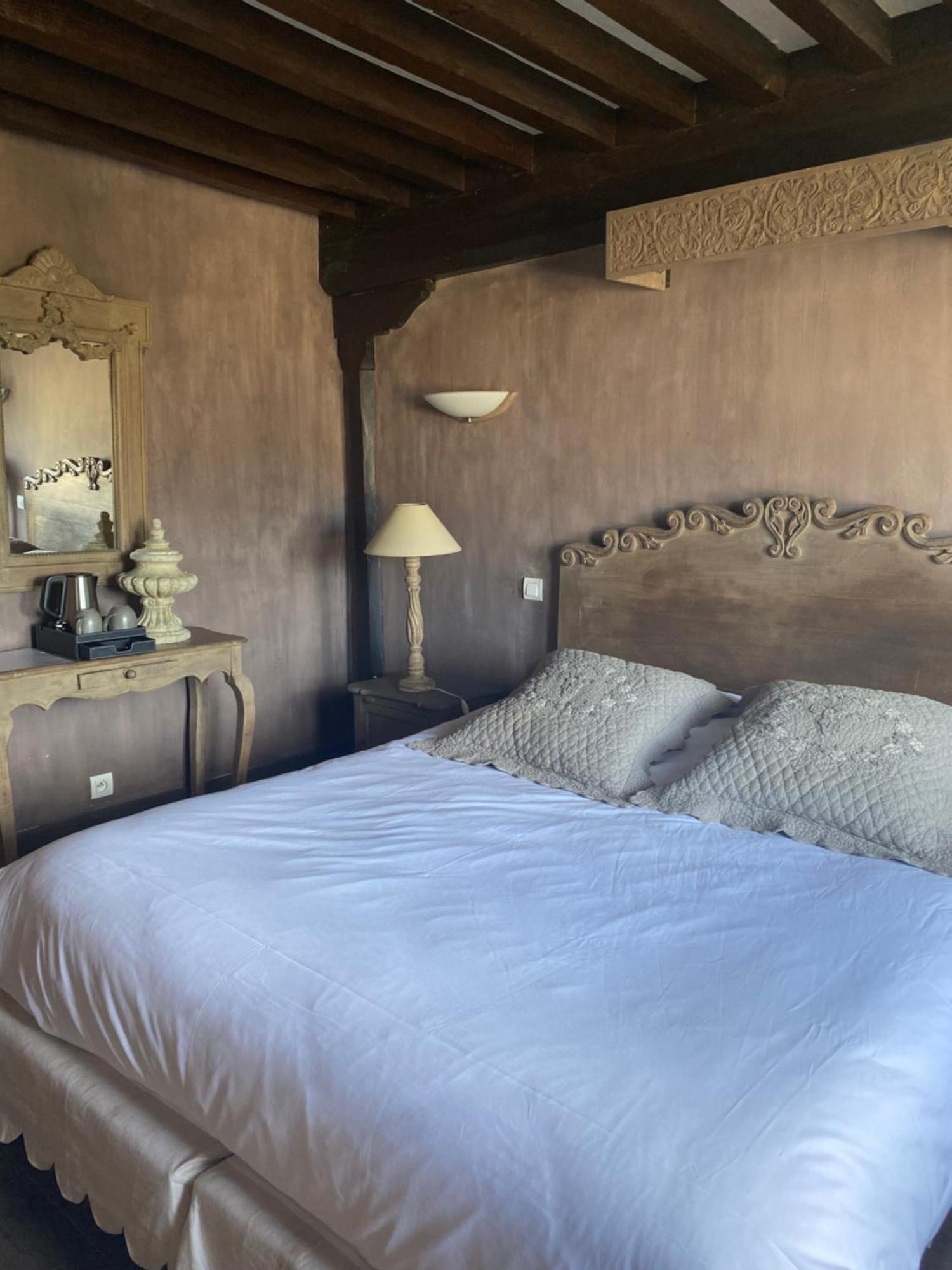 Hotel De La Tour Châtillon-sur-Chalaronne Exteriör bild